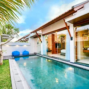 del-cielo-villa-seminyak.hotelsseminyak.net/
