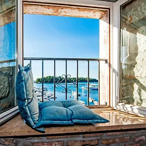 https://apartman-obala-rovinj.in-istria.net