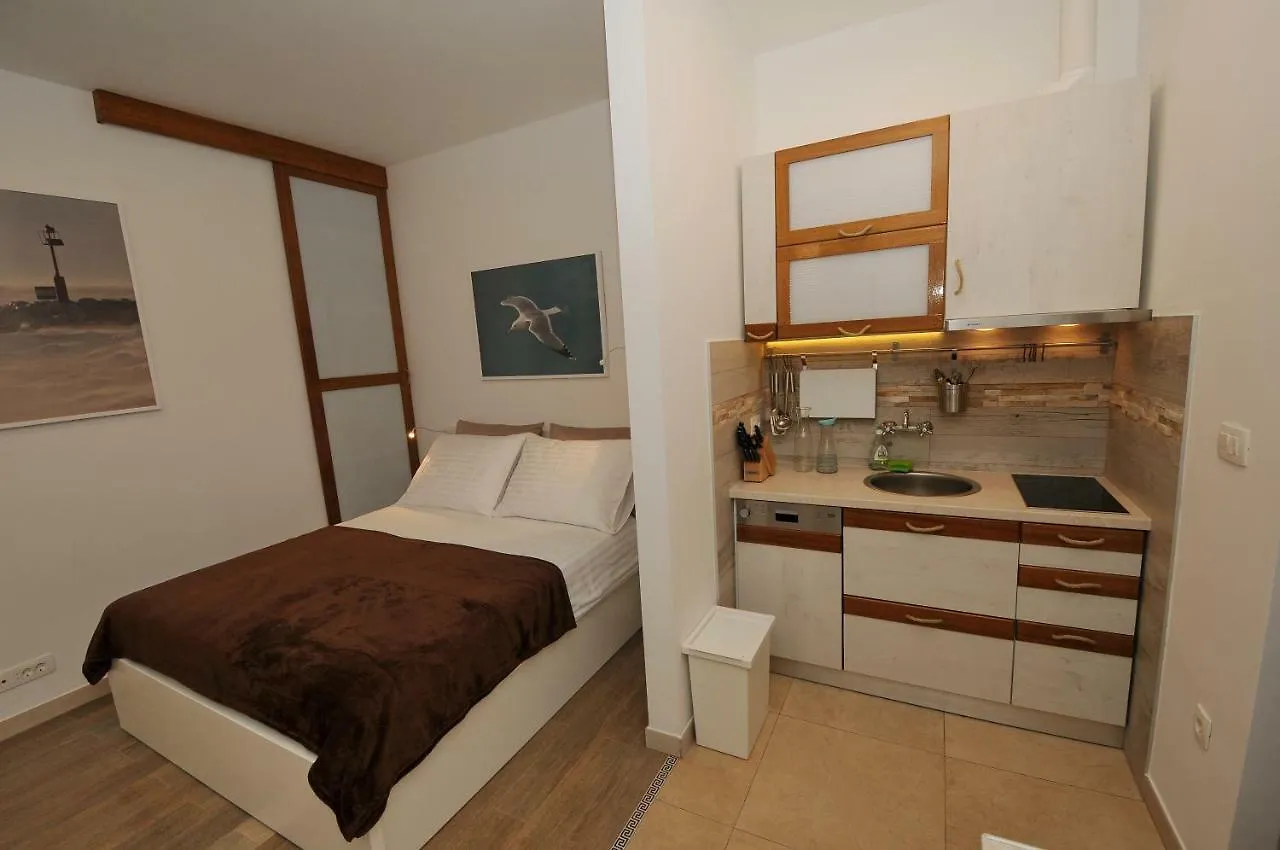 Studio Apartment Dzapo Split