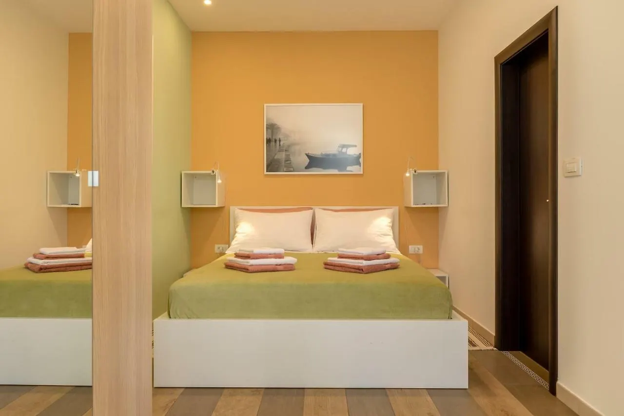Studio Apartment Dzapo Split